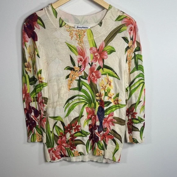 Tommy Bahama Women’s Cream Floral Sequin Knit Top Size Small - Picture 1 of 6